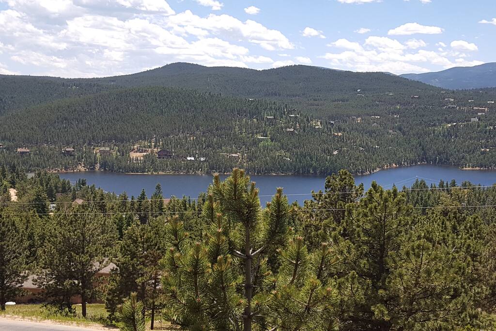 Summer or winter: The views from Ned and Bed are priceless.