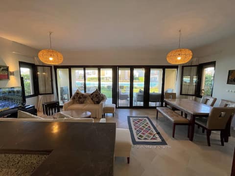 Marassi Blanca 1 Villa 5BR swimmable lagoon garden