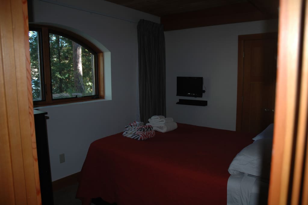 West bedroom