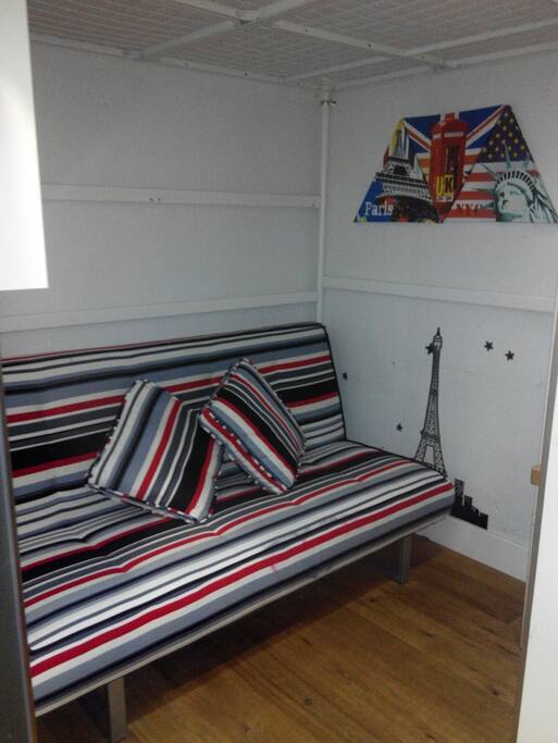SOFA CAMA DOBLE DEBAJO DE CAMA DOBLE EN ALTO CON