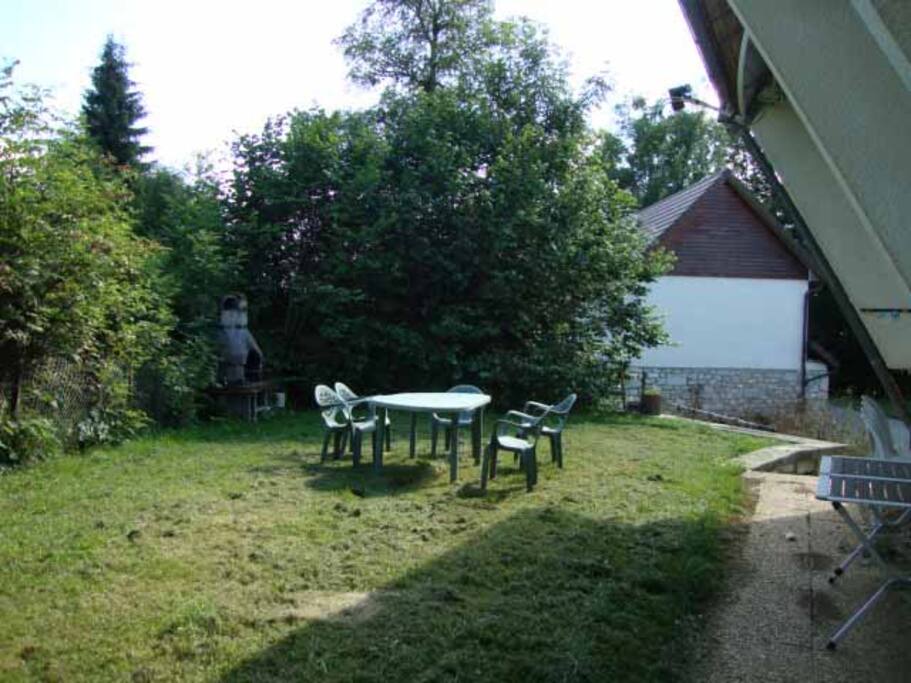 Salon de jardin -Barbecue