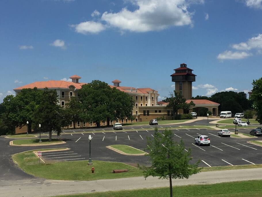 Tanglewood Resort