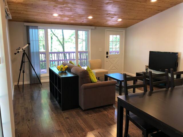 Lake House Retreat With Lake Views Houses For Rent In Lake