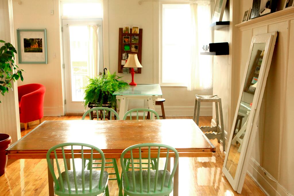 The loft/ la grande pièce