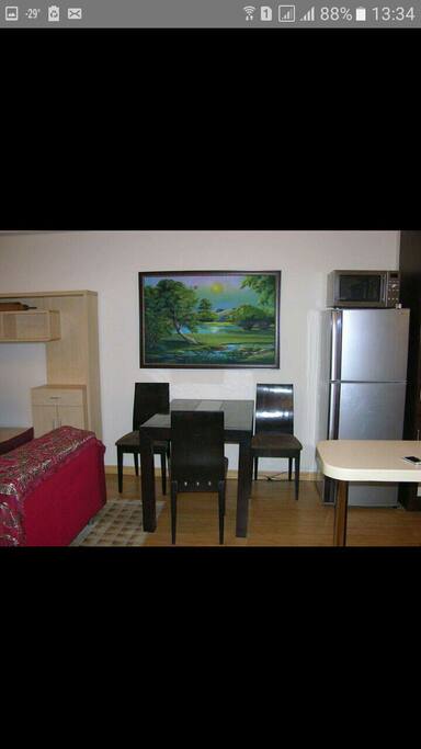 Kitchen table