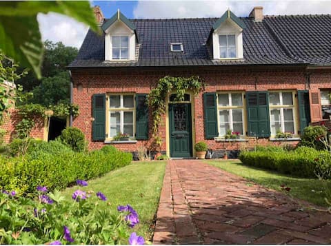 Top performing Airbnb: Flemish Klep in Archidiocèse De Lille