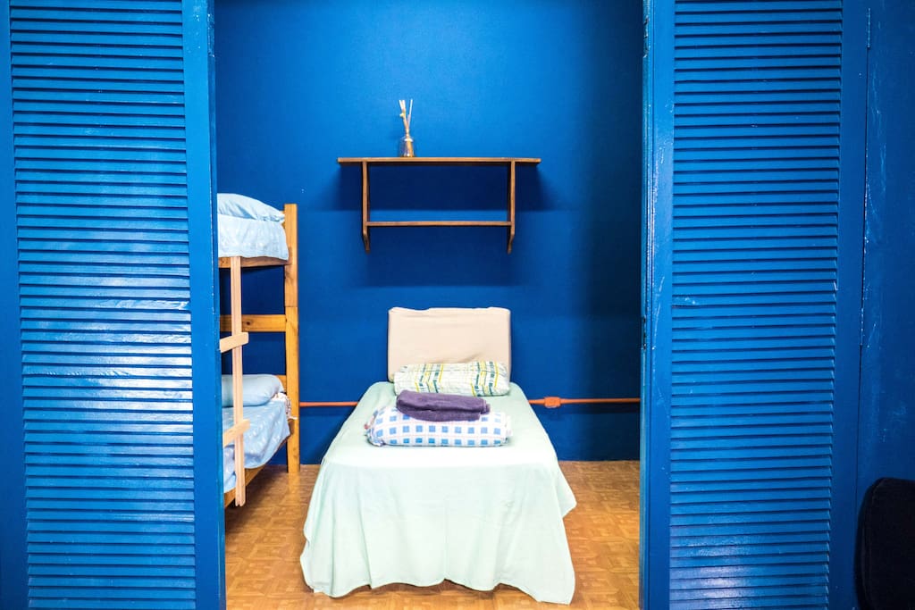 quarto para 3 pessoas