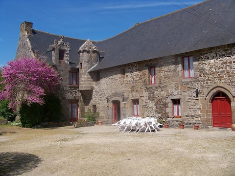 Beautiful mansion at the center of tourist activities