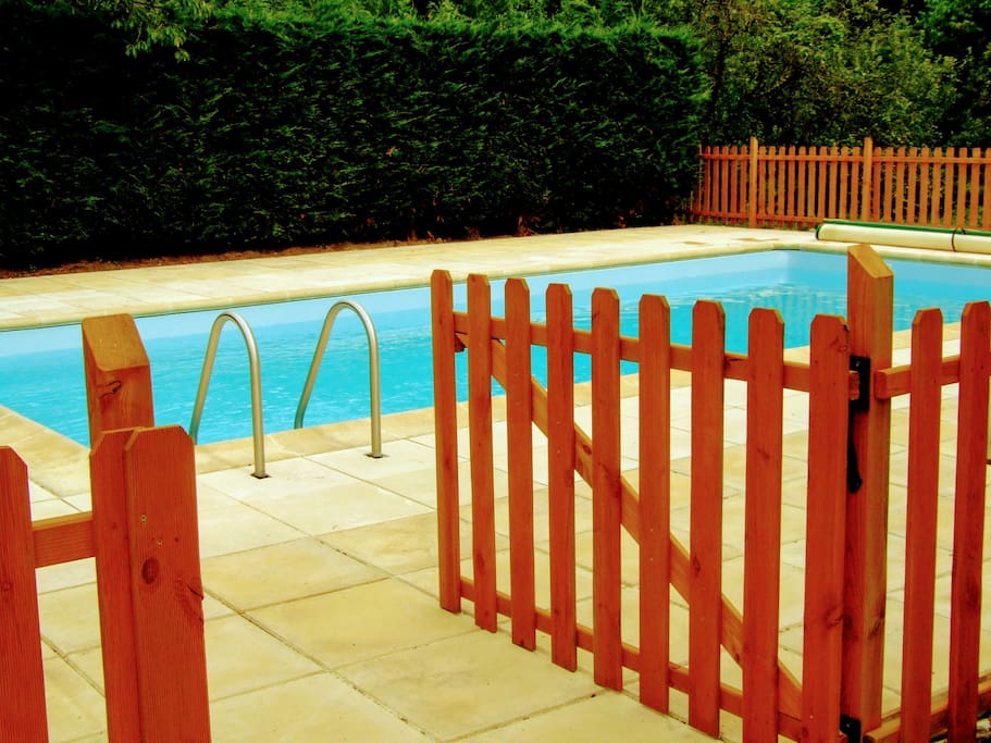 9m x 4.5m swimming pool