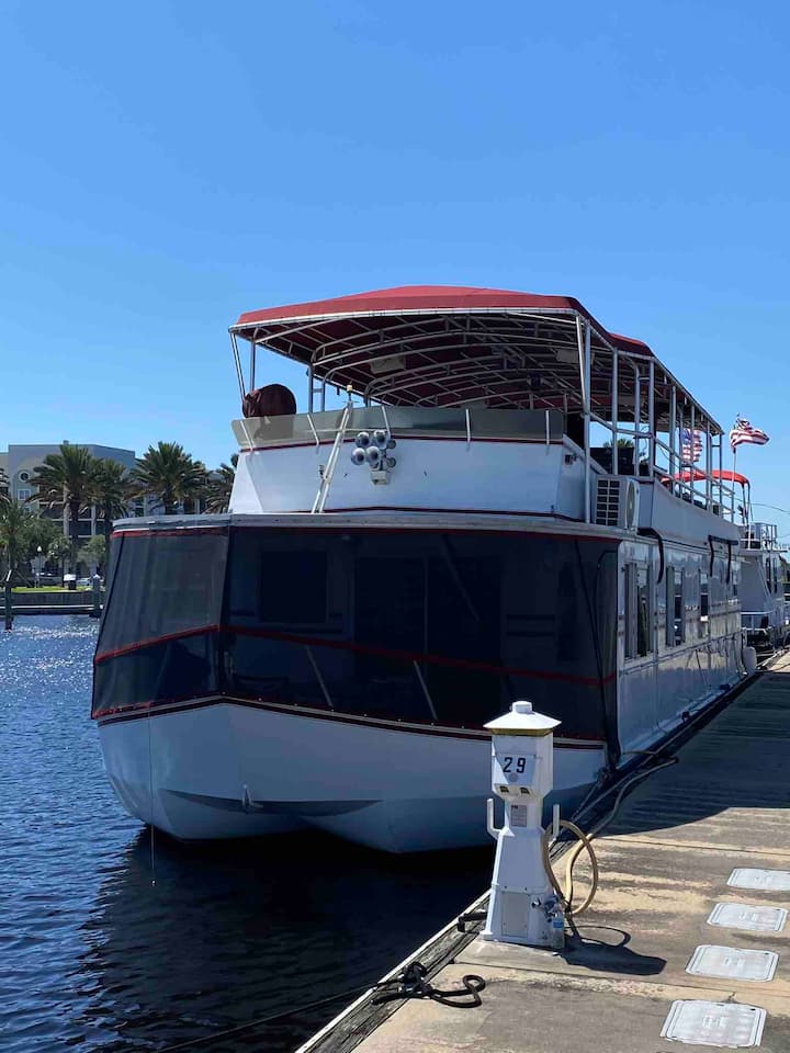 yacht rental fl