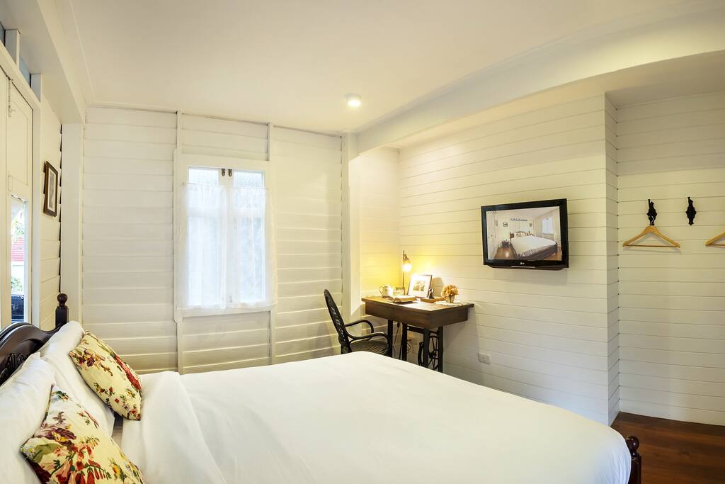 Cozy Room