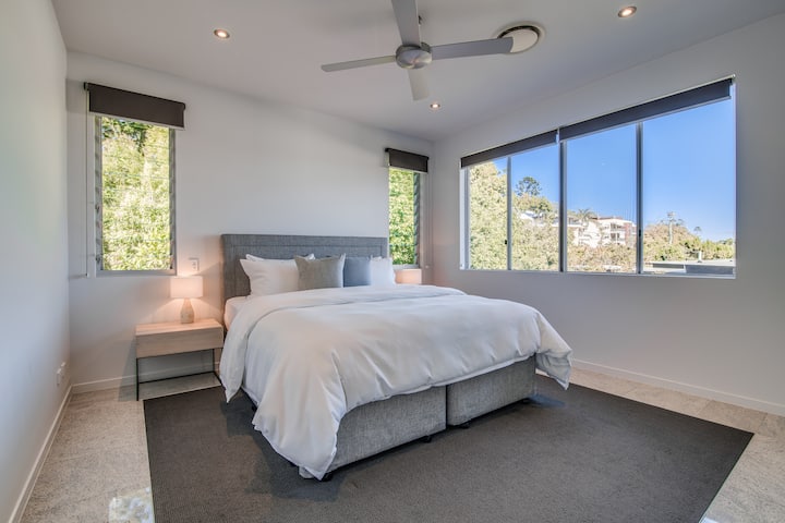 Guest Bedroom Two- King Bed