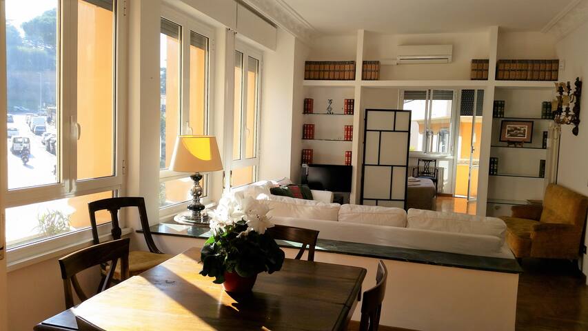 Vatican Mirum Apartment