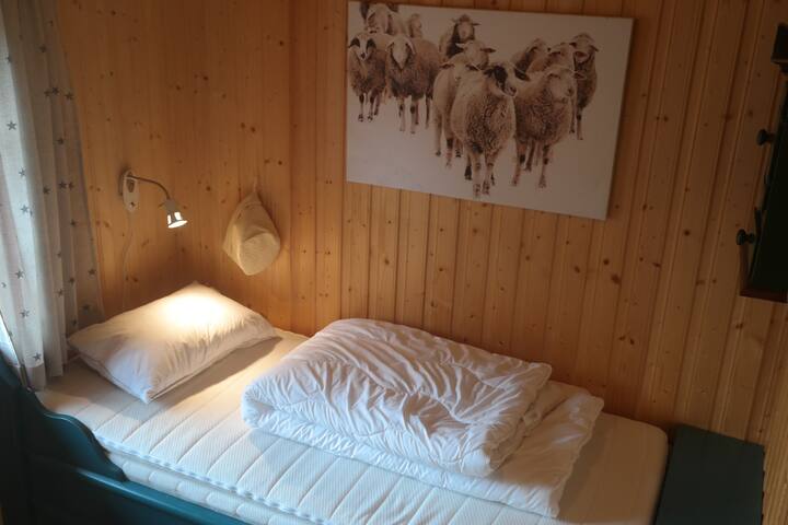 Soverom 3 To enkle senger 