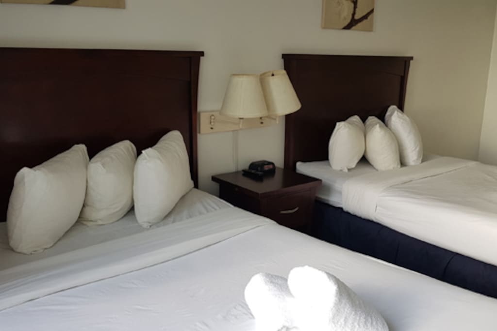 2 double beds