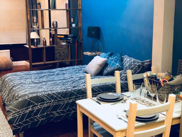 Stylish Stay for Travel, Romance, Adventure orWork