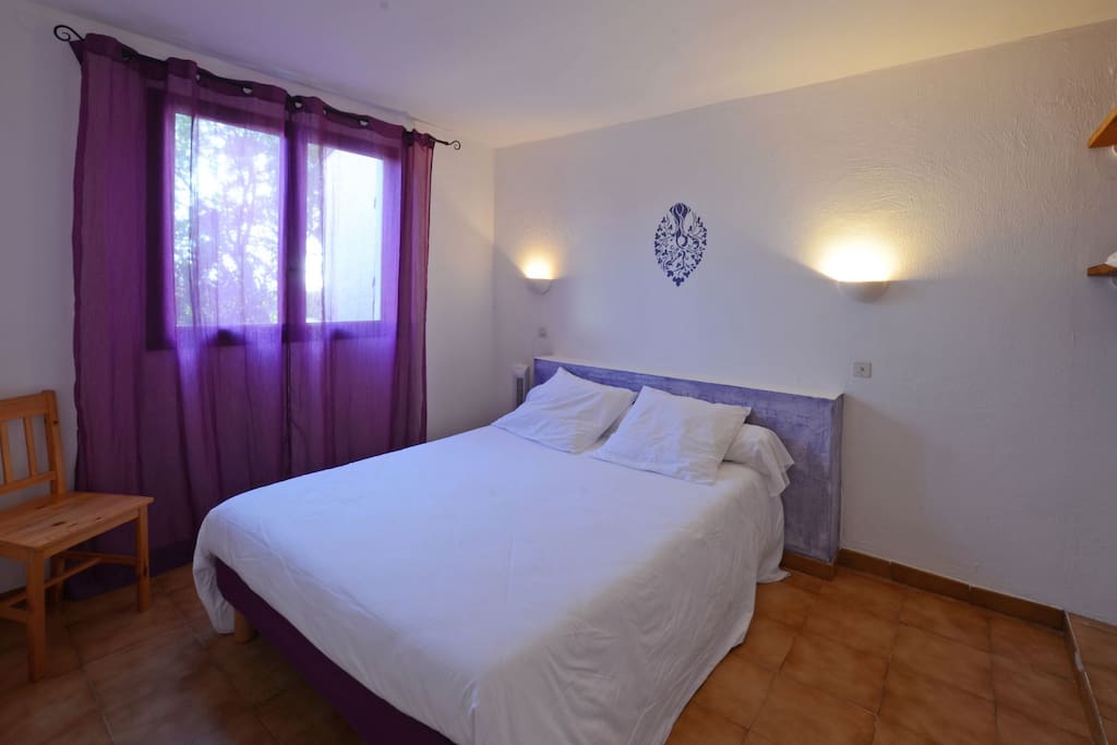Chambre lit 140cm