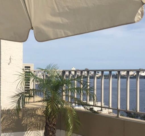 Cobertura duplex Lagoa,Com piscina e linda vista! gallery image 3