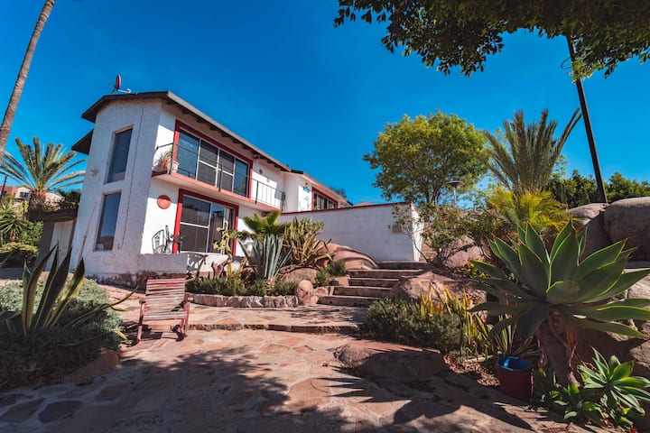 Baja Paradise