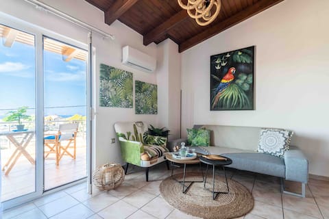Top Airbnb: Marva Apartment close to the airport with seaview in Κοινότητα Νέας Αλικαρνασσού