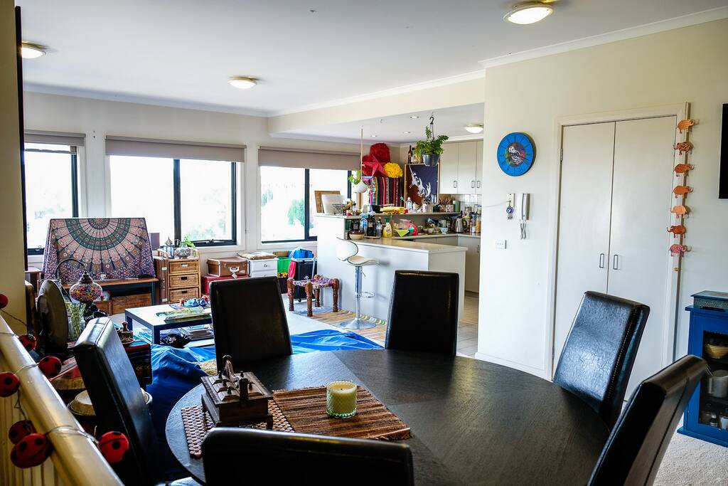 Huge Open Plan Dining & Lounge Area (Entrance View)