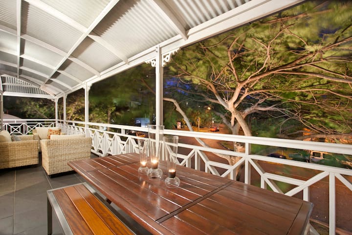 Lambert House – Upper level