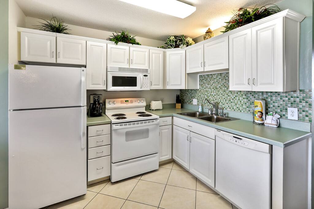 Well-equipped kitchen