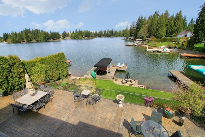 5-bed Lakefront near Tacoma Seattle - Houses for Rent in Lake Tapps ...
