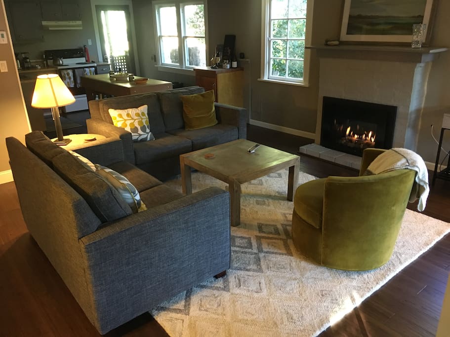 Living room opens to kitchen