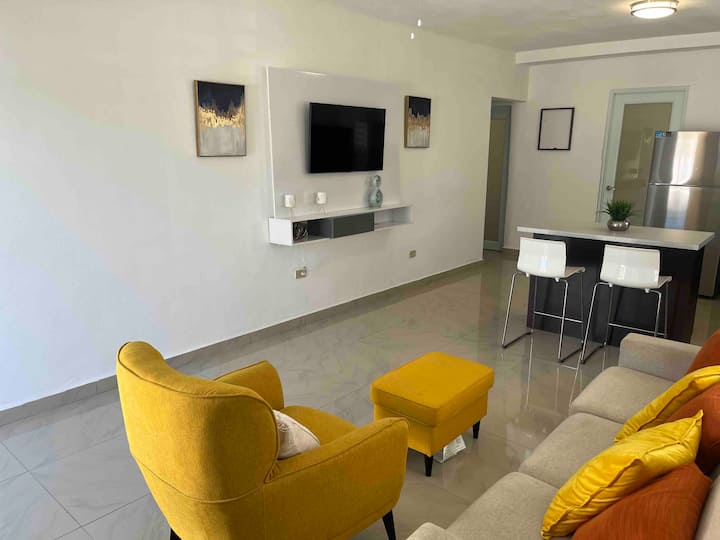 Comodo Y Acogedor Apartamento Con Terraza - Trujillo Alto