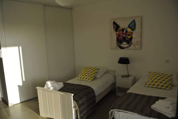 Dvokrevetna spavaća soba s trećim vrtom na uvlačenje