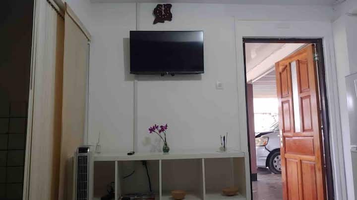 Cozy One-bedroom Apartment In Quiet Neighborhood. - Paramaribo