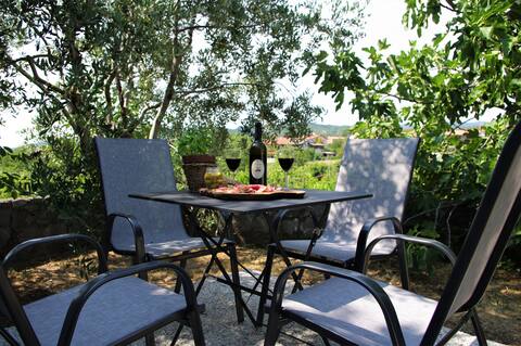 Top performing Airbnb: Krasen Kras Apartment 2 in Komen