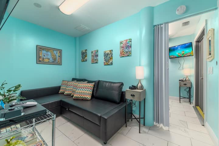 Ground floor studio with full sofabed