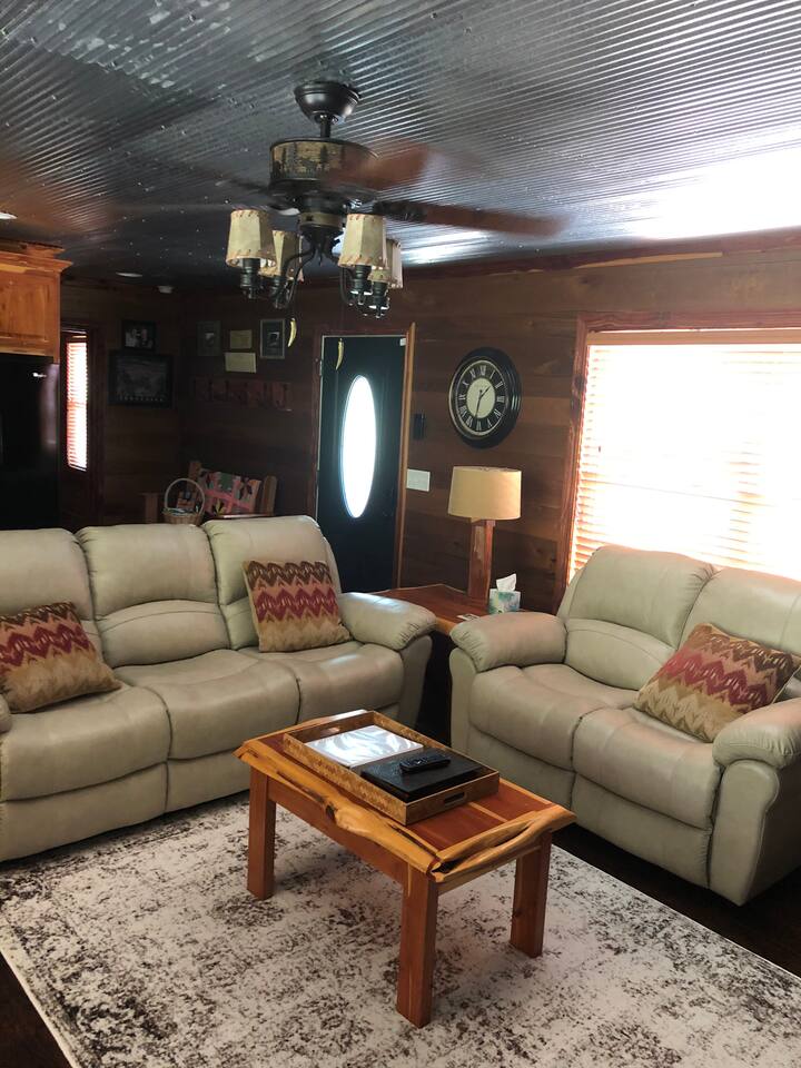 Top 10 Airbnb Vacation Rentals In Lynchburg, Tennessee Updated 2024