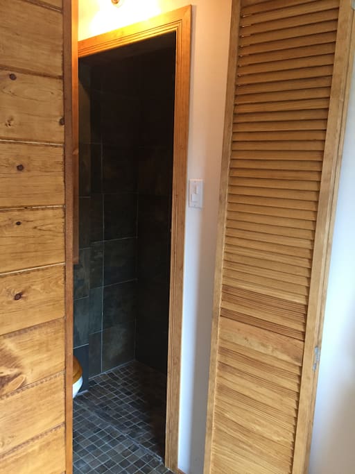 petit douche en ardoise
