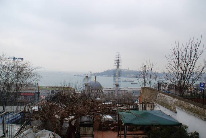 New sea view designflat in Cihangir gallery image 2