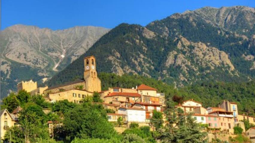 Studio avec balcon, centre Vernet/B: Cure/rando.