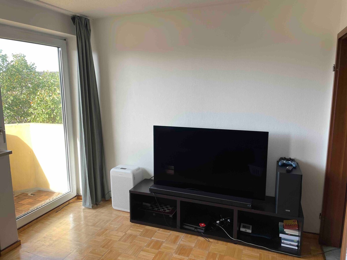 Leistungsstarkes Airbnb: Central apartment at Olympiapark in Dom Pedro