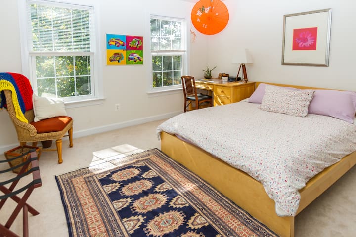 ROOM TO STRETCH OUT near Quantico