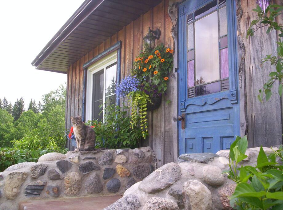 Check in upon arrival at the stone step office