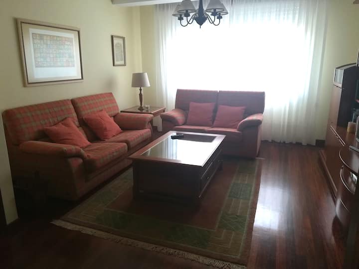 Amplio Y Acogedor - Carballo