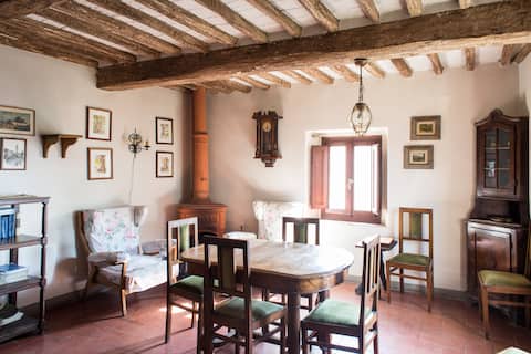 16th-century farmhouse in the heart of Tuscany