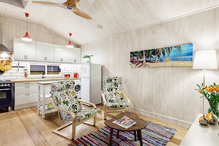 *Miss Sunshine Boutique Accommodation Mt Martha*