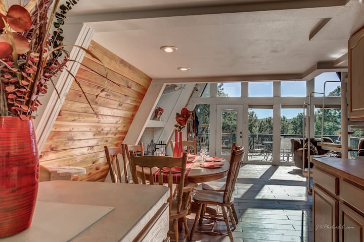 Ski Apache Views! Hot Tub, Alto Lakes Golf CC