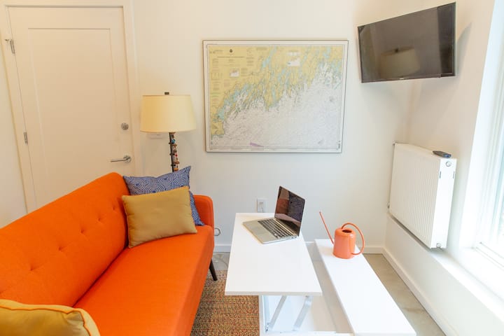 Private Garden Retreat On Munjoy Hill - Portland, ME