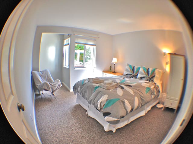 A Private Room with a Queen Bed