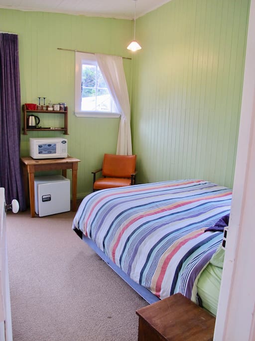 Sleep-out bedroom with fridge, microwave and hot drink making facilities