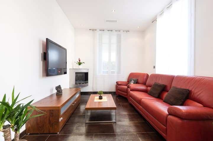 Maison Proche Commodités, Au Calme, Parking Privé - Cannes