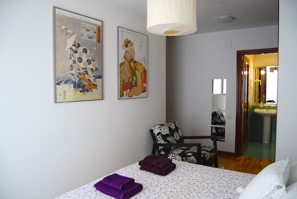 Vista parcial dormitorio principal